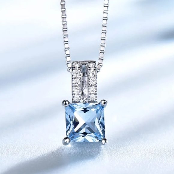 Fine Jewelry Jewelry - Stunning Princess Cut Ladies 1.23ctw Ocean Blue Topaz Necklace